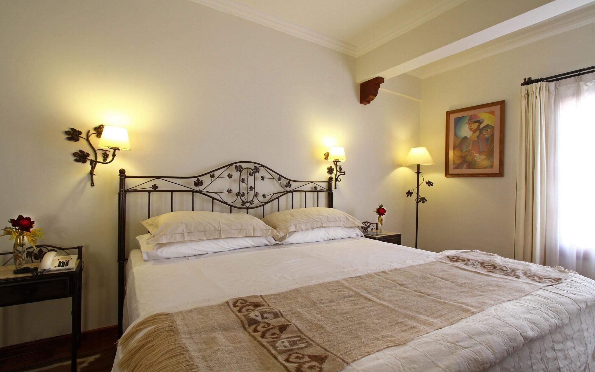 Hotel Asturias Cafayate Εξωτερικό φωτογραφία