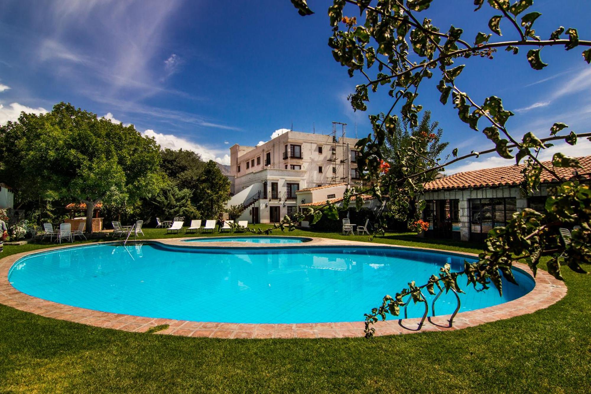 Hotel Asturias Cafayate Εξωτερικό φωτογραφία